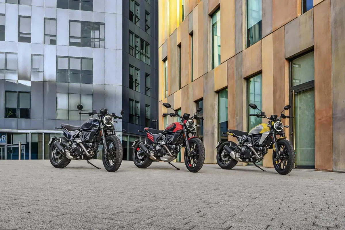 Ducati Scrambler 800, la nuova generazione 2023 [VIDEO e GALLERY]
