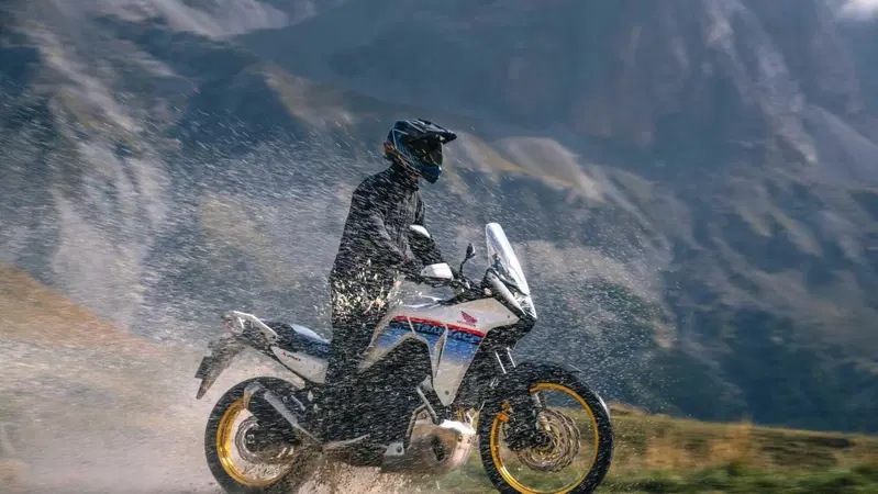 Eicma 2022, le novit&agrave;: Honda XL750 Transalp. Un gran bel ritorno [VIDEO e GALLERY]