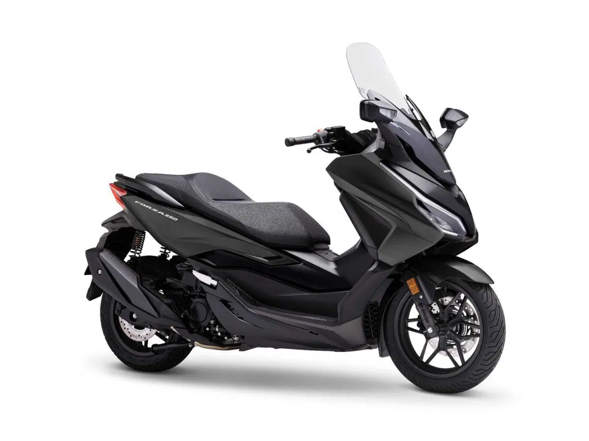 Eicma 2022, le novità: Honda Forza 125 e 350. Cambia lo stile [GALLERY]  (11)