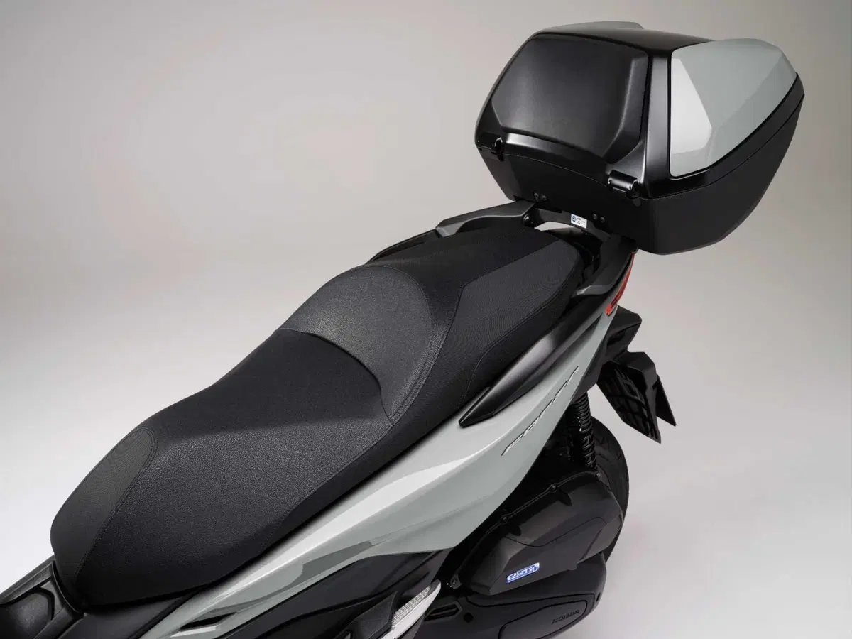 Eicma 2022, le novità: Honda Forza 125 e 350. Cambia lo stile [GALLERY]  (30)