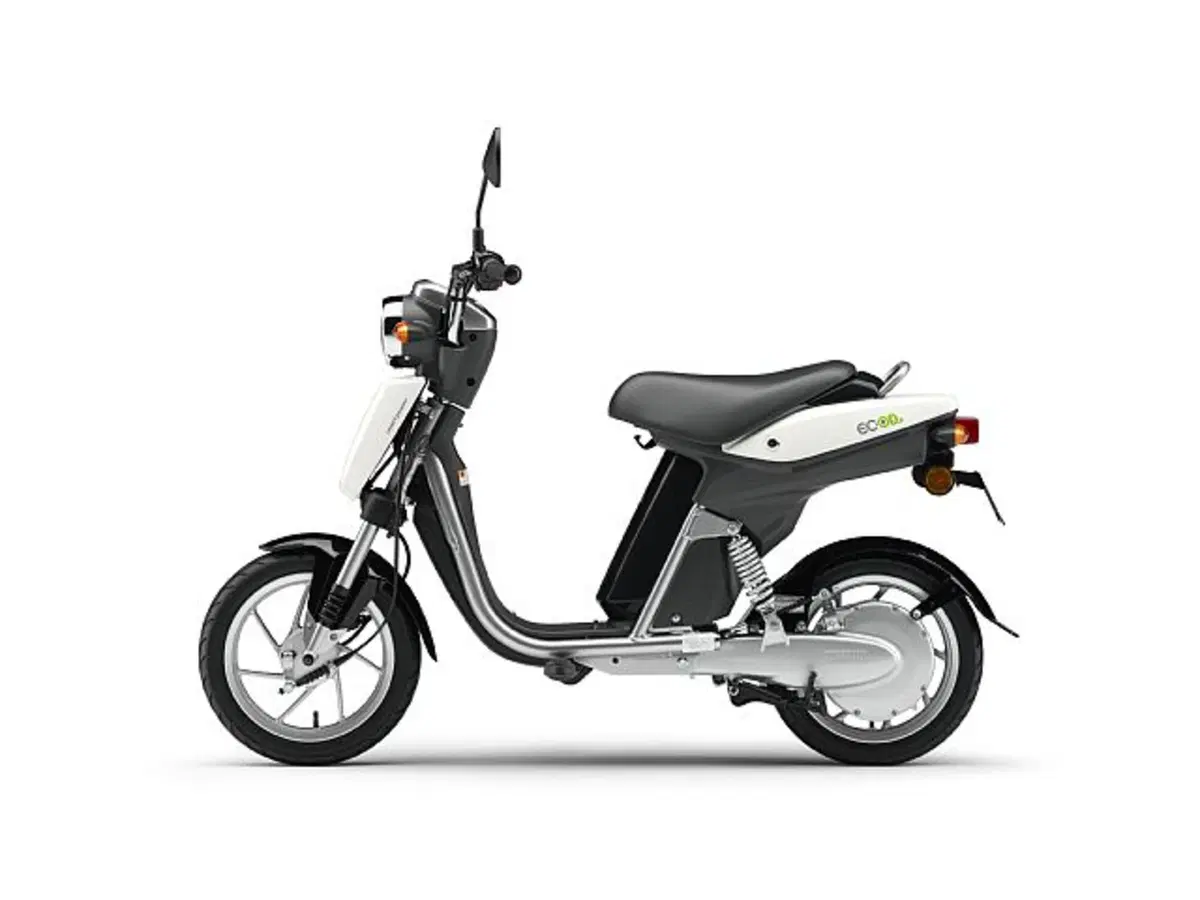 Yamaha EC-03 EC-03 (2011 - 17) (2)