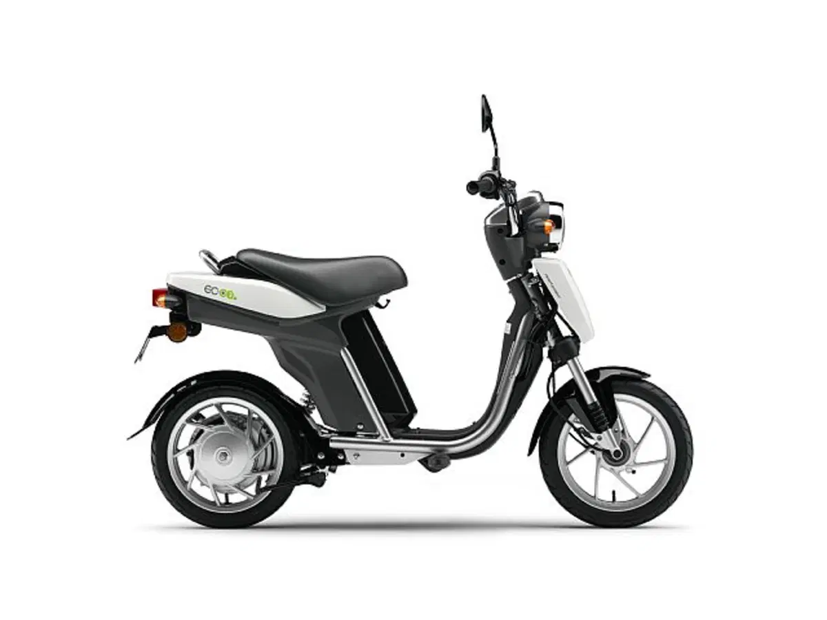 Yamaha EC-03 EC-03 (2011 - 17) (3)