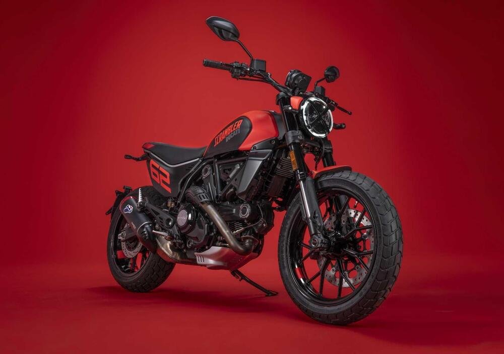Ducati Scrambler 800 Full Throttle (2023), prezzo e scheda tecnica
