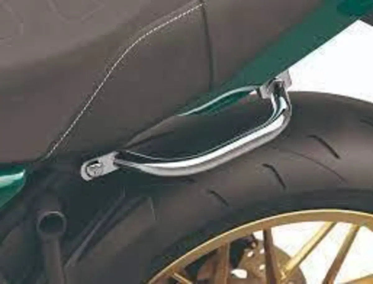 Set maniglie passeggero Kawasaki Z650RS