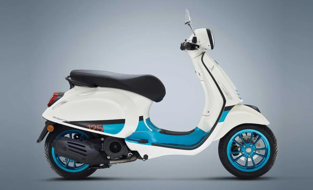 Vespa Primavera 125 Primavera 125 Color Vibe (2023 - 24) (3)