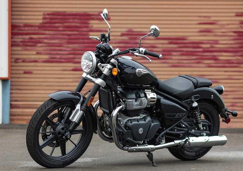 Royal Enfield Super Meteor 650 (2023 - 24) (2)