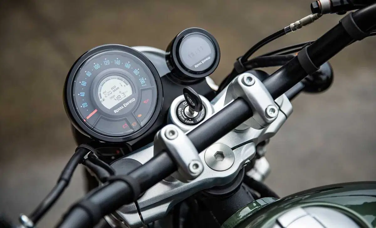 Royal Enfield Super Meteor 650 Super Meteor 650 (2023 - 26) (3)