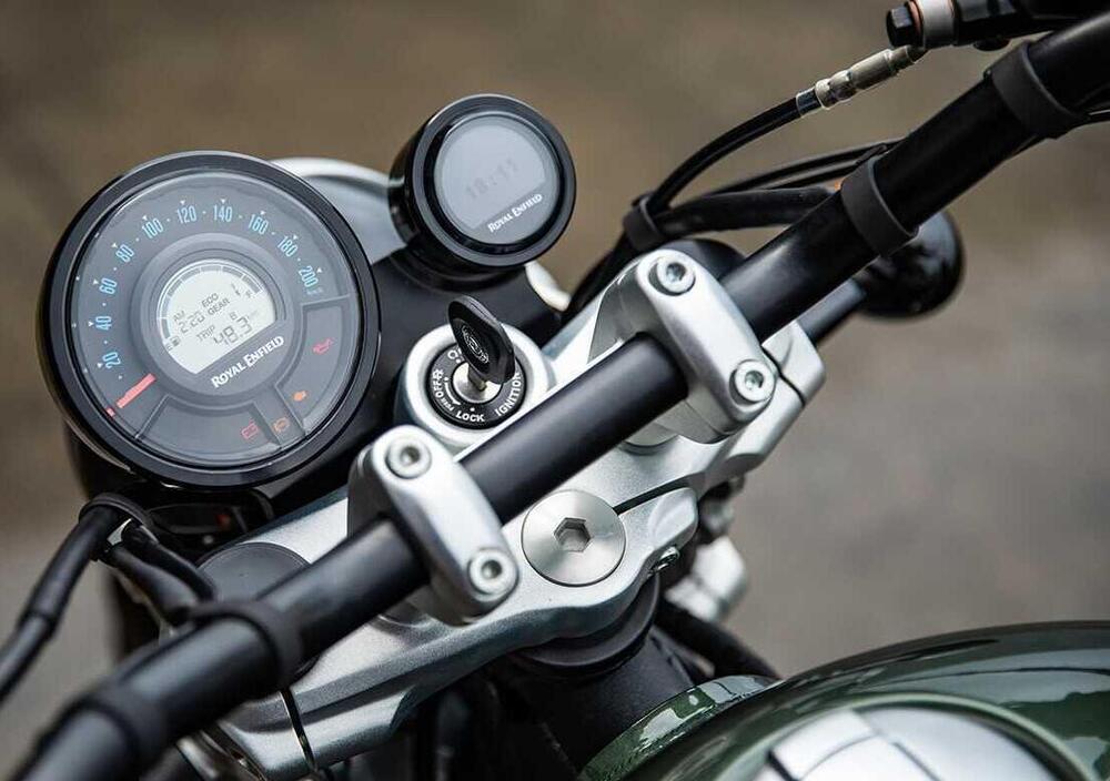 Royal Enfield Super Meteor 650 (2023 - 24) (3)