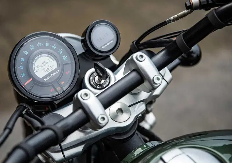 Royal Enfield Super Meteor 650 Super Meteor 650 (2023 - 26) (3)