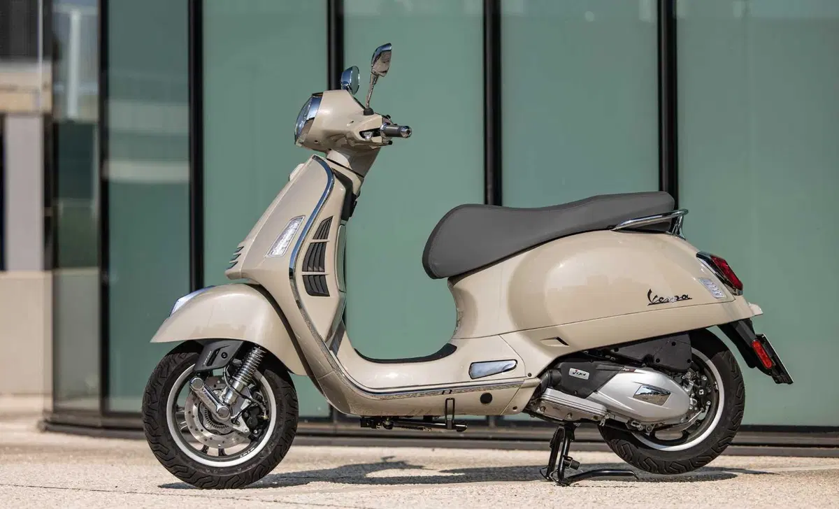 Vespa GTS 300 GTS 300 (2023 - 24) (4)