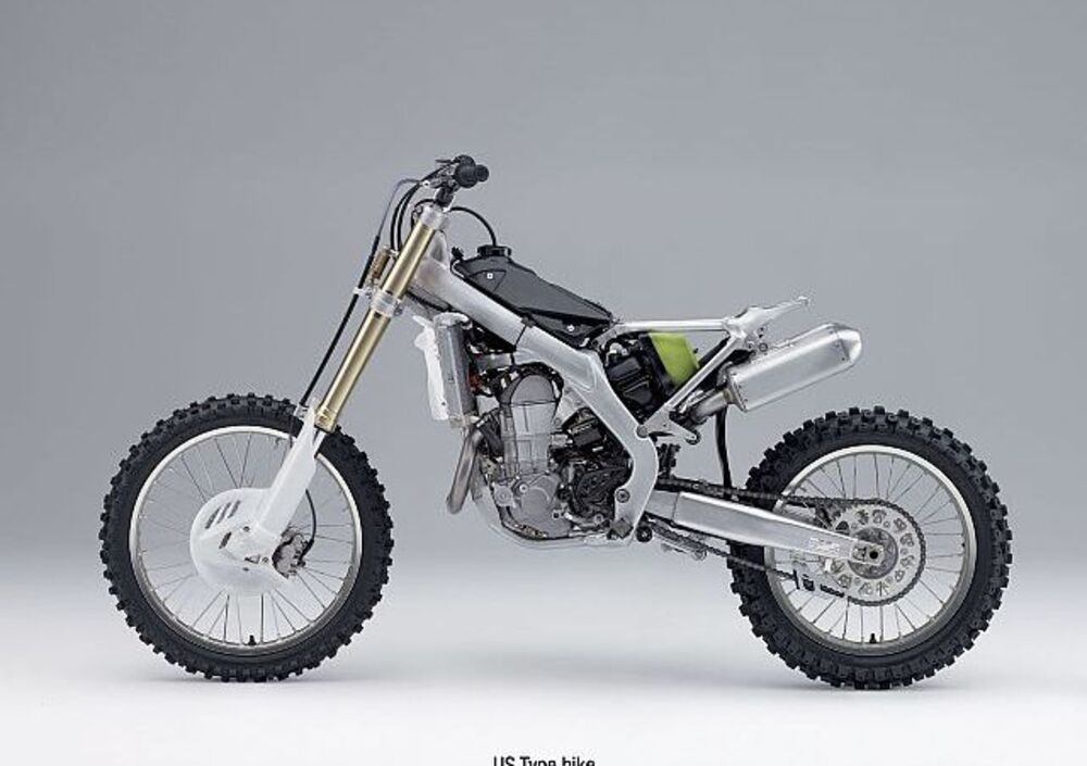 Honda CRF 450 R (2013) (5)