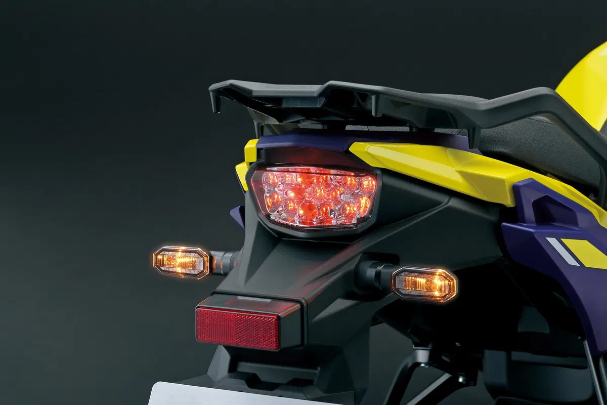 Eicma 2022, le novità: Suzuki V-Strom 800DE. La nuova generazione [VIDEO e GALLERY] (23)