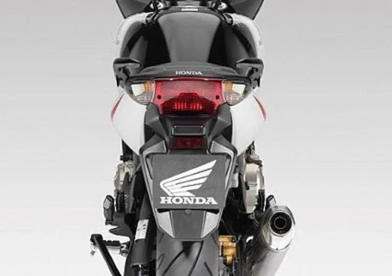Honda CBF 600 CBF 600 S ABS (2012) (6)