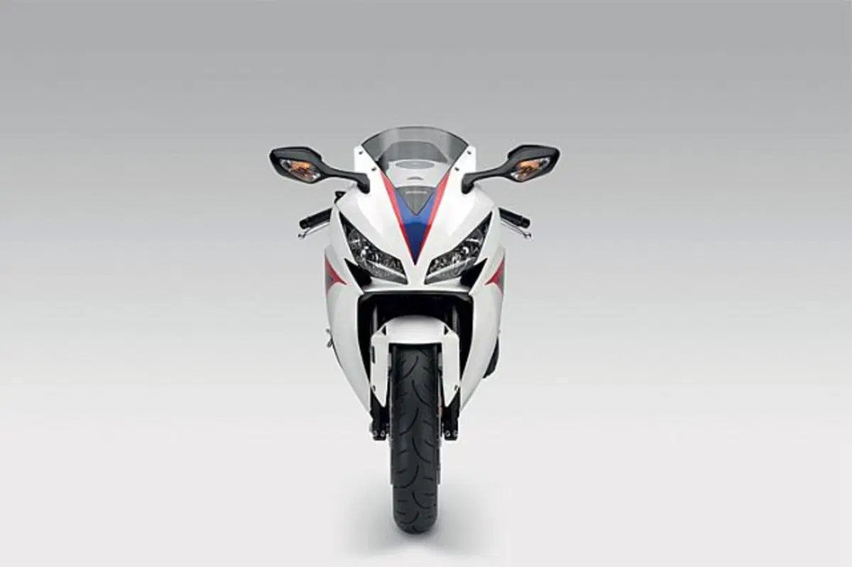 Honda CBR 1000 RR CBR 1000 RR Fireblade eC ABS (2012 - 15) (3)