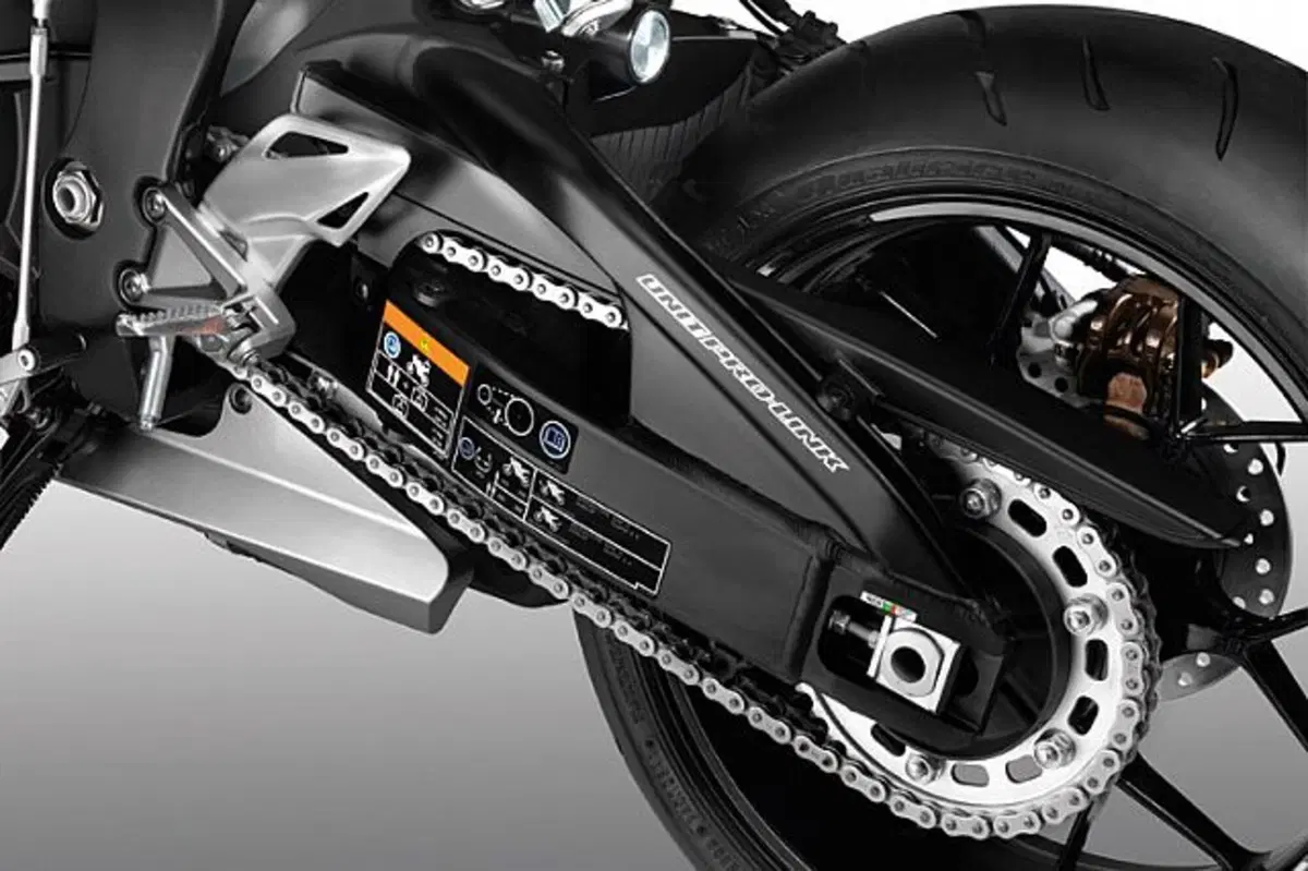 Honda CBR 1000 RR CBR 1000 RR Fireblade eC ABS (2012 - 15) (4)