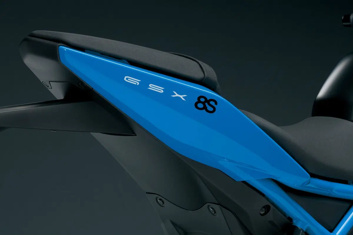 Eicma 2022, le novità: Suzuki GSX-8S. Arriva una streetfighter [VIDEO e GALLERY] (20)