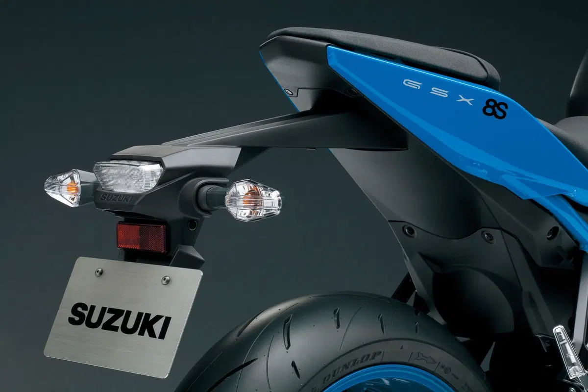 Eicma 2022, le novità: Suzuki GSX-8S. Arriva una streetfighter [VIDEO e GALLERY] (25)