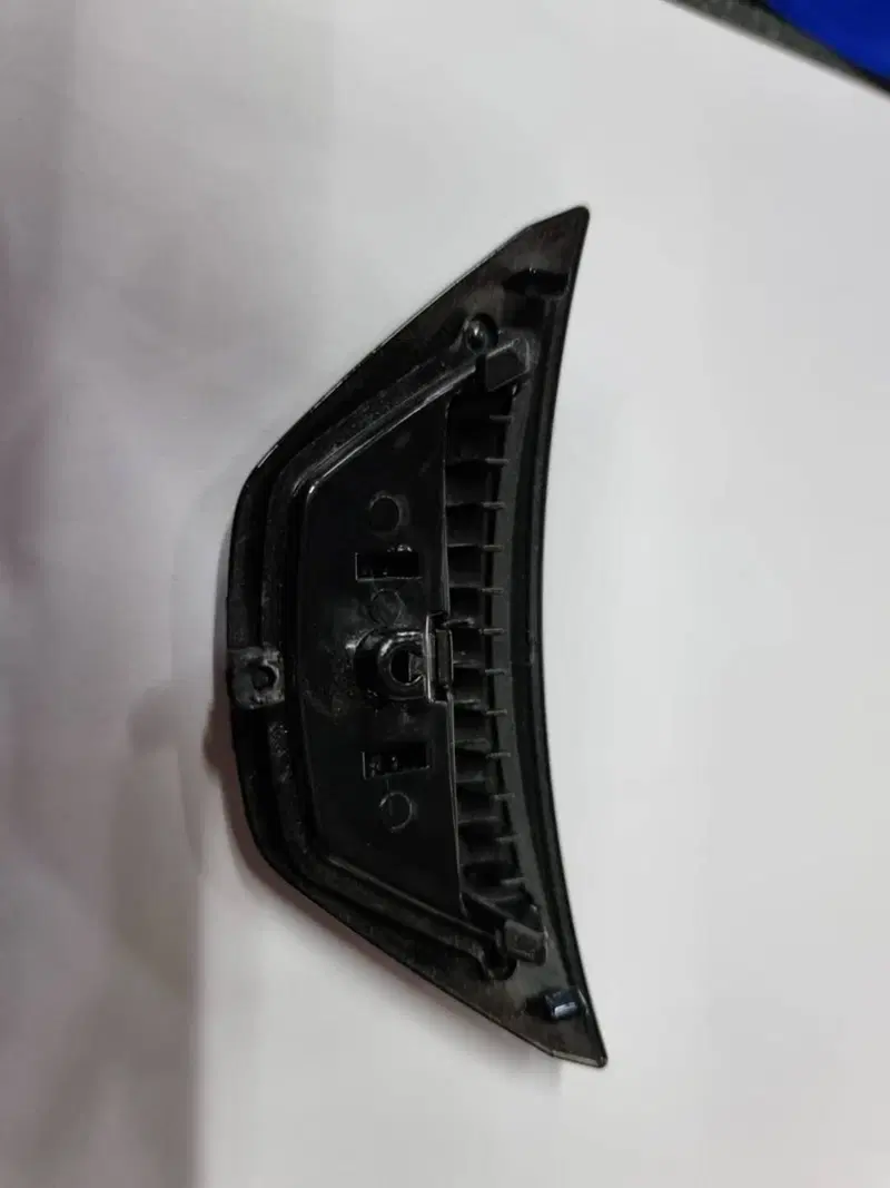 PRESA D'ARIA INFERIORE CASCO SHARK - VE4060PBLKTU Shark Helmets (2)