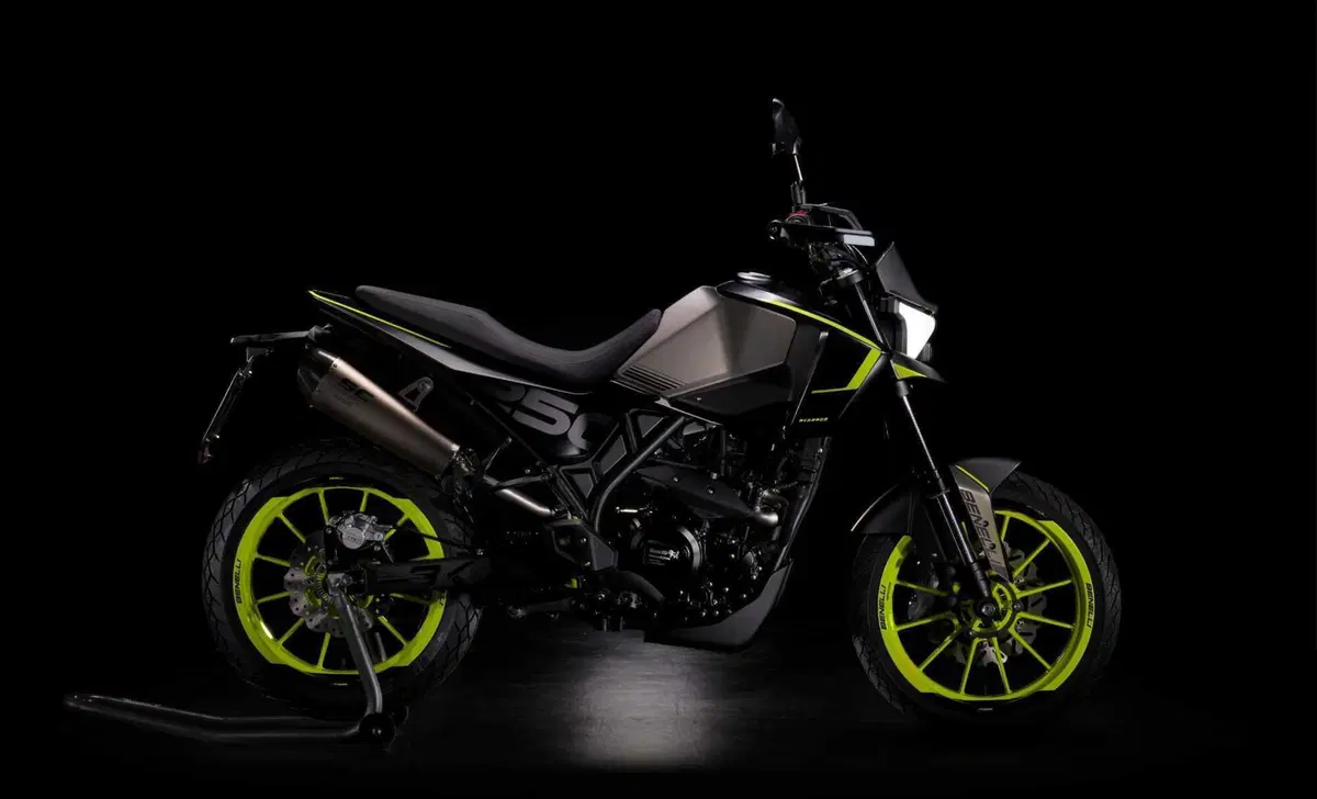 Benelli BKX 250 BKX 250 S (2023) (2)