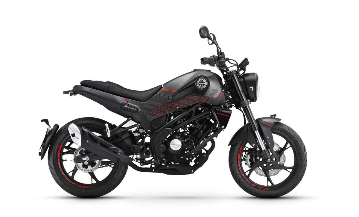 Benelli Leoncino 125 Leoncino 125 (2022 - 25) (4)