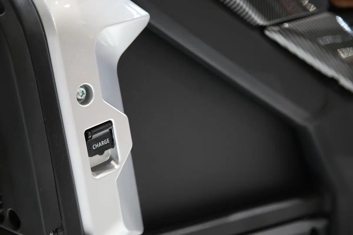 EICMA  2022, le novità. Horwin CR6 e SK3 (2)