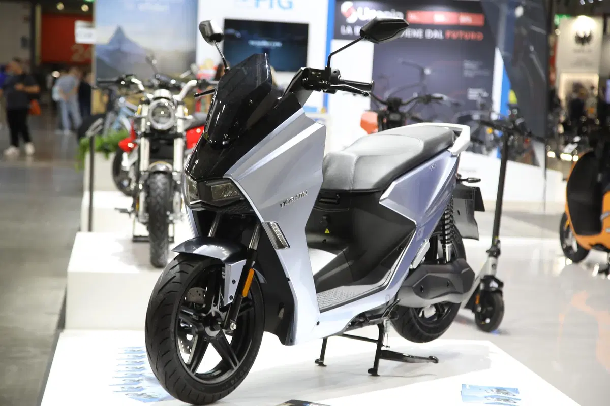 EICMA  2022, le novità. Horwin CR6 e SK3 (11)
