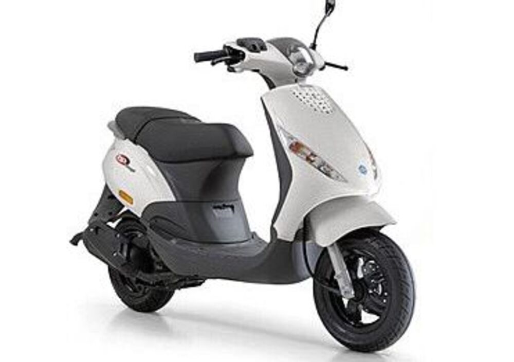 Piaggio Zip 50 2T (2000 - 18) (3)