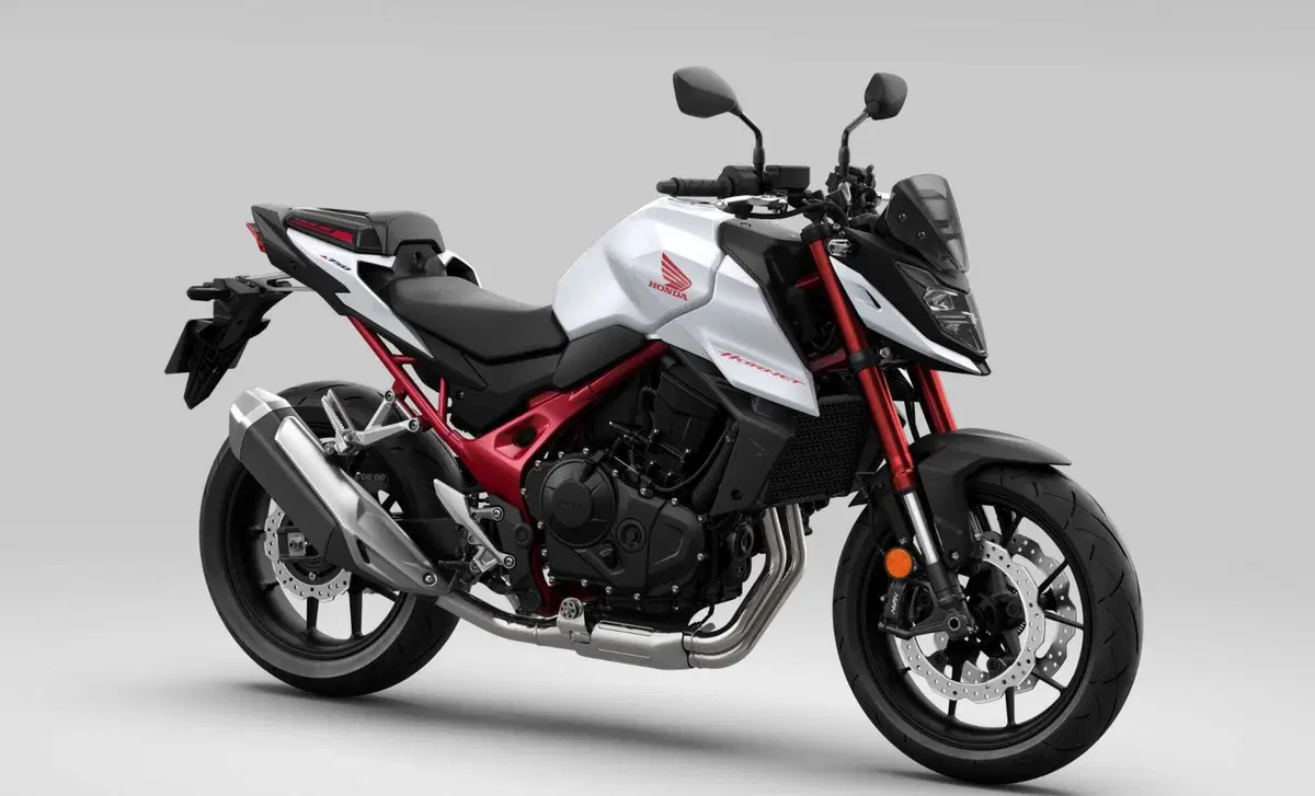 Honda CB 750 Hornet (2023 - 24)