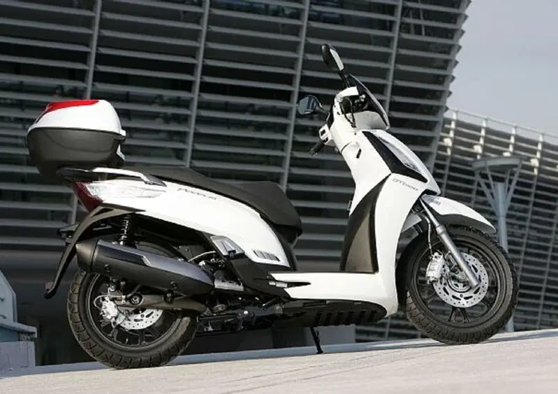 Kymco People 300 People 300i GT ABS (2010 - 17) (2)