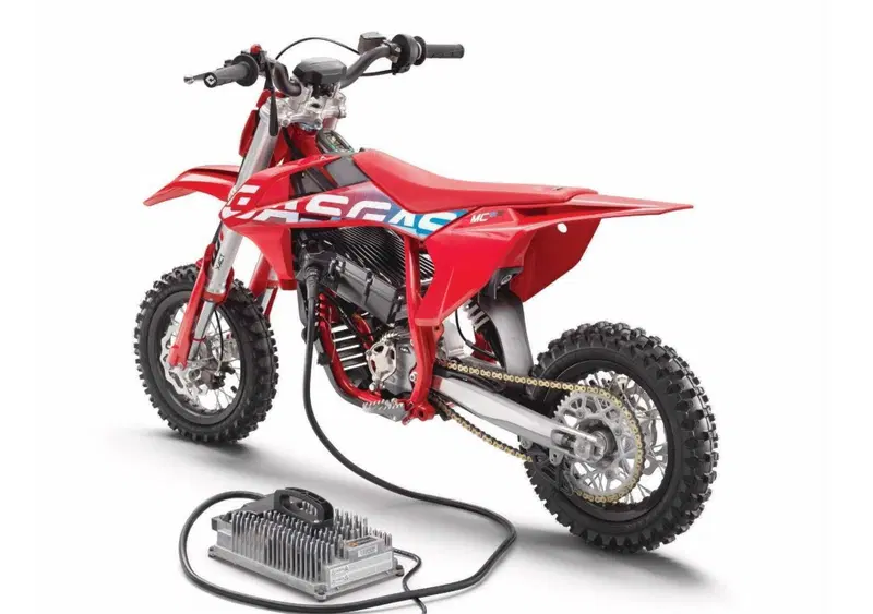 GASGAS MC-E 3 MC-E 3 (2023 - 26) (5)