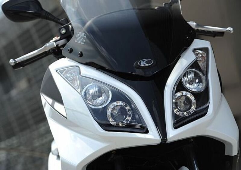 Kymco Downtown 300i Downtown 300i ABS (2009 - 17) (3)