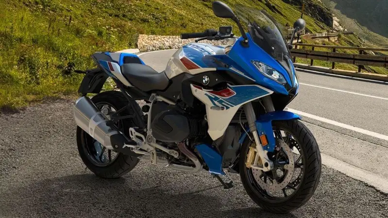 BMW R1250RS: presentata la versione 2023
