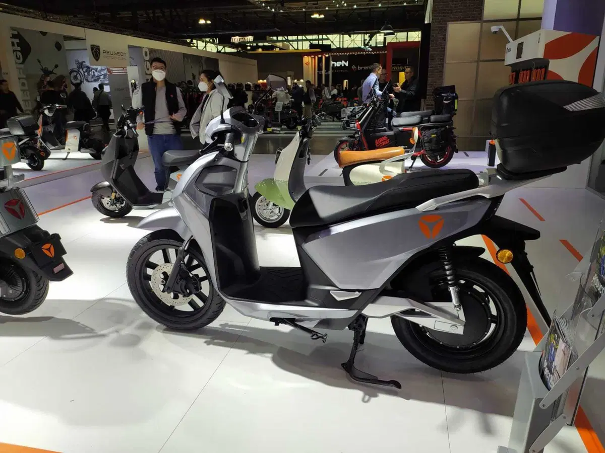 EICMA  2022, le novità Yadea (7)