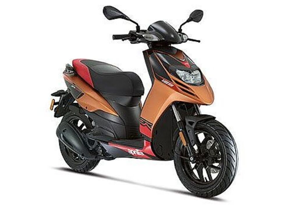 Aprilia SR 125 Motard (2012 - 16) (5)