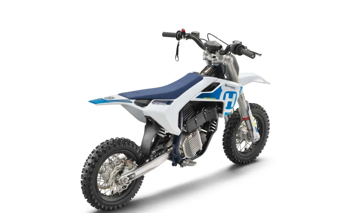 Husqvarna EE 3 EE 3 (2023 - 24) (3)