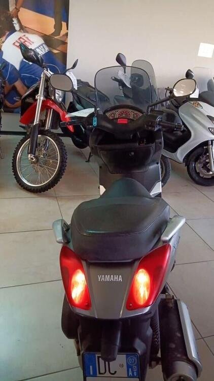 Yamaha X-Max 250 (2005 - 07) (2)