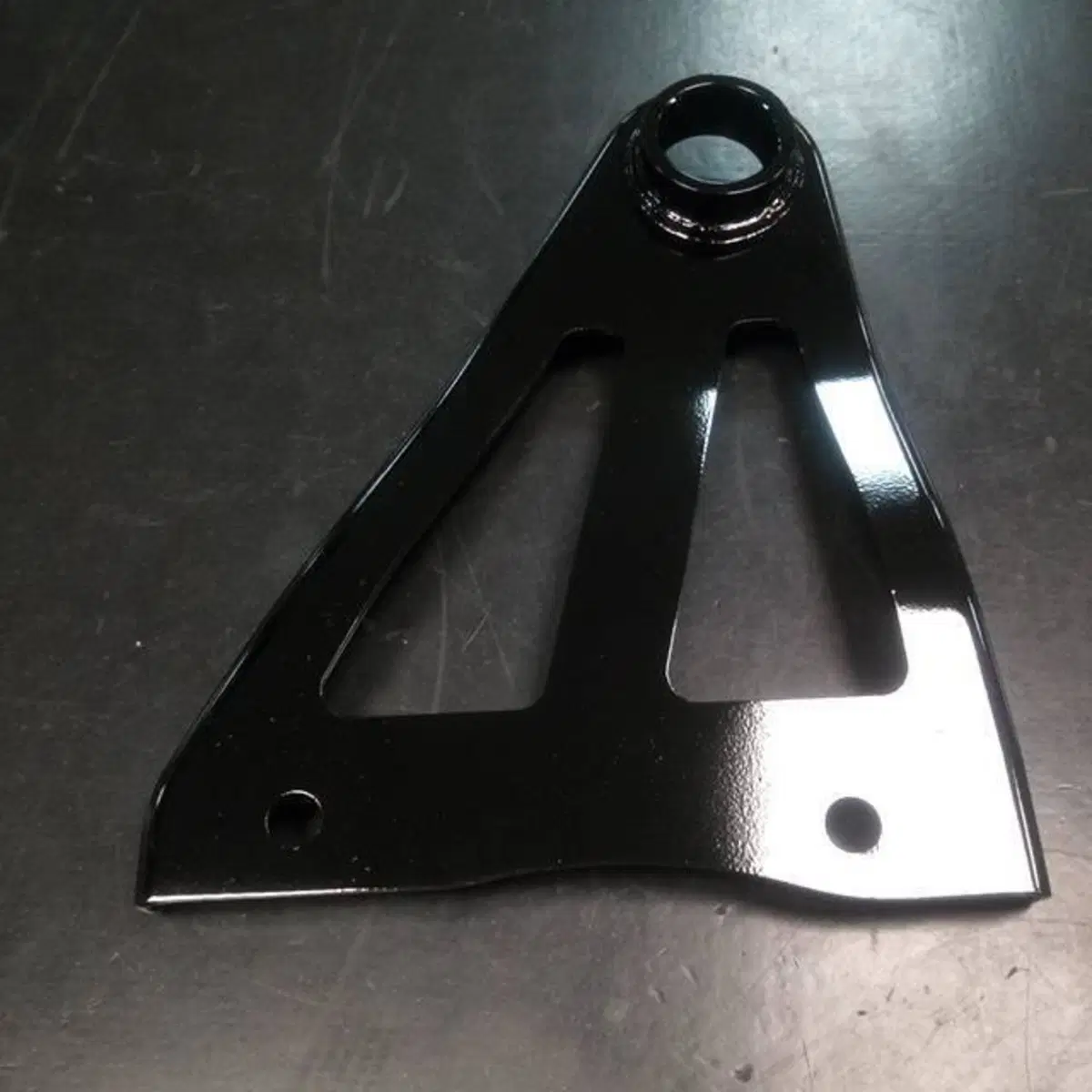 Supporto marmitta AN 650 Suzuki (2)