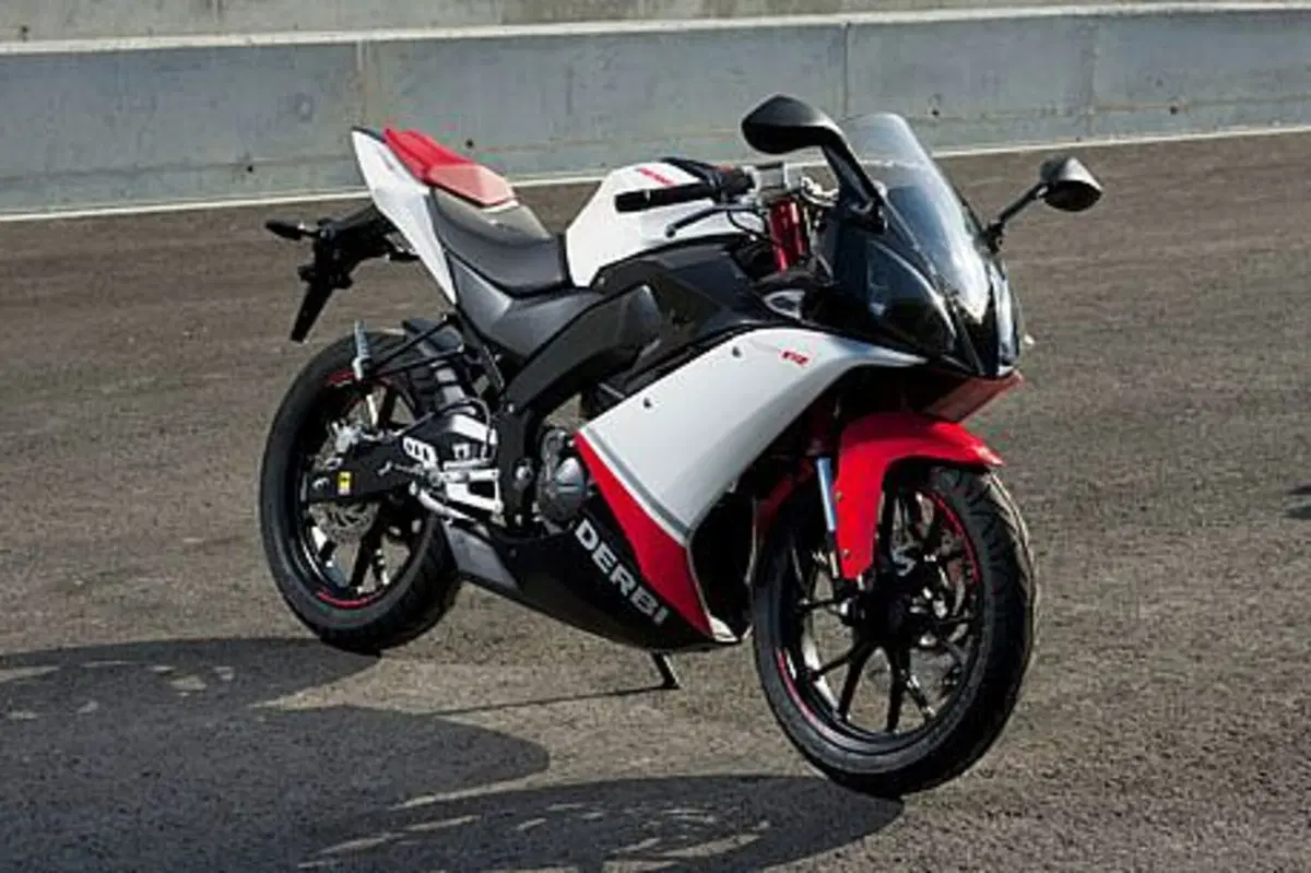 Derbi GPR 125 GPR 125 4t 4v (2009 - 15) (5)