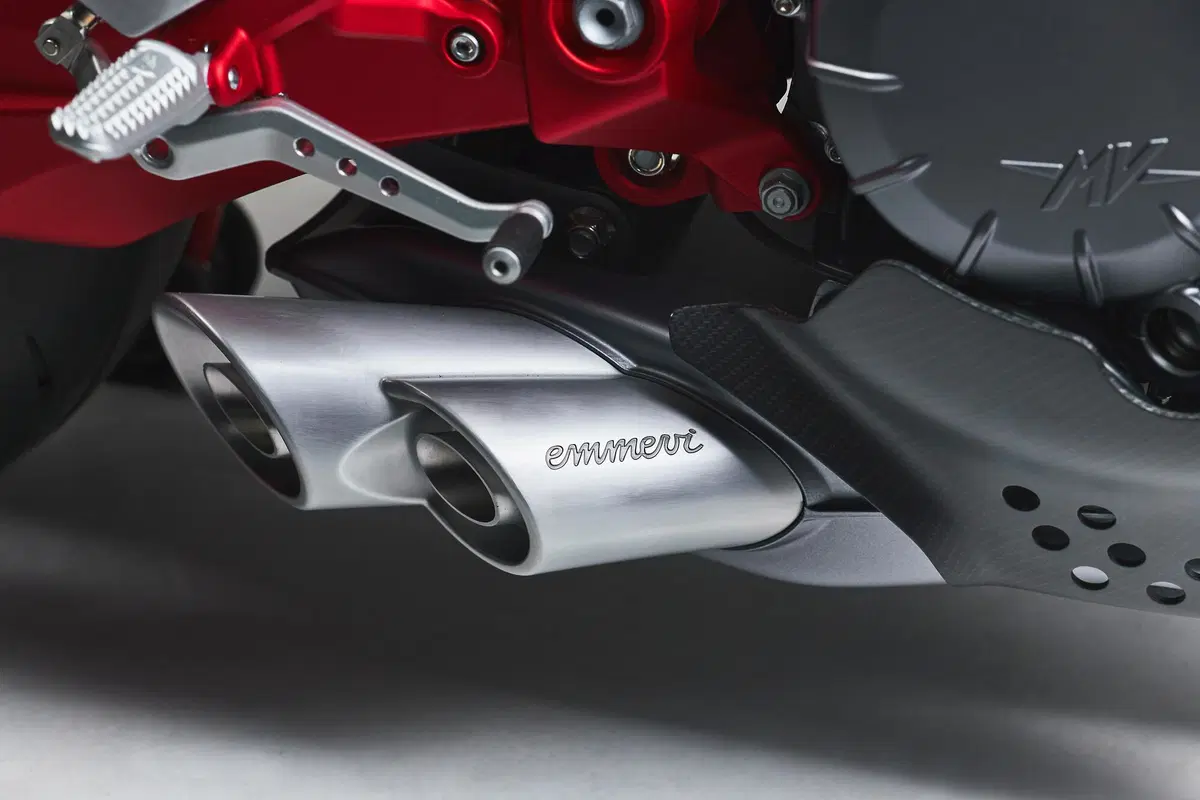 MV Agusta 921 S, concept d'autore [VIDEO e GALLERY] (5)