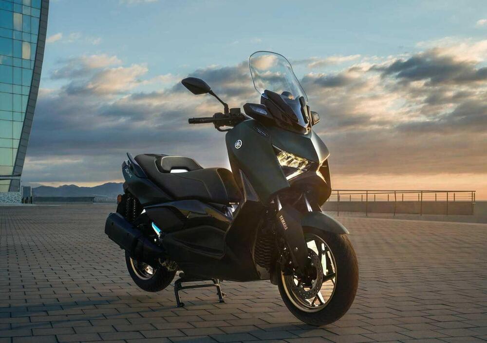 Yamaha X-Max 300 Tech Max (2021 - 24) (3)