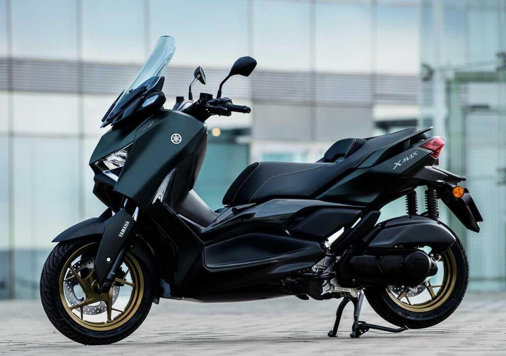 Yamaha X-Max 125 Tech Max (2021 - 24) (3)