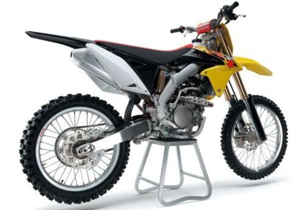 Suzuki RM-Z 250 (2013) (4)