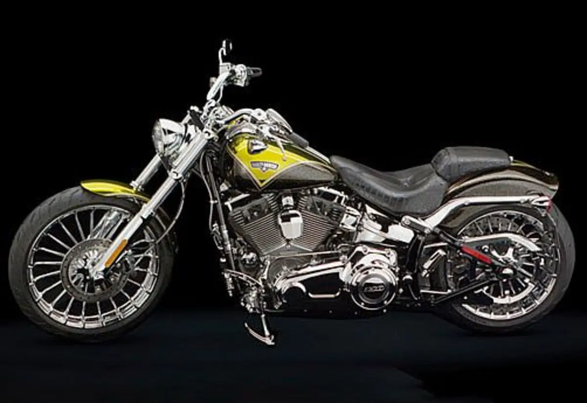 Harley-Davidson CVO - Custom Vehicle Operations 1800 Breakout (2012 - 14) - FXSBSE (2)