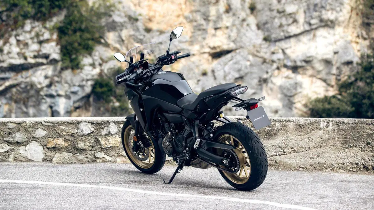 Ecco le nuove - ed evolute - Yamaha Tracer 7 e Tracer 7 GT 2023 (8)