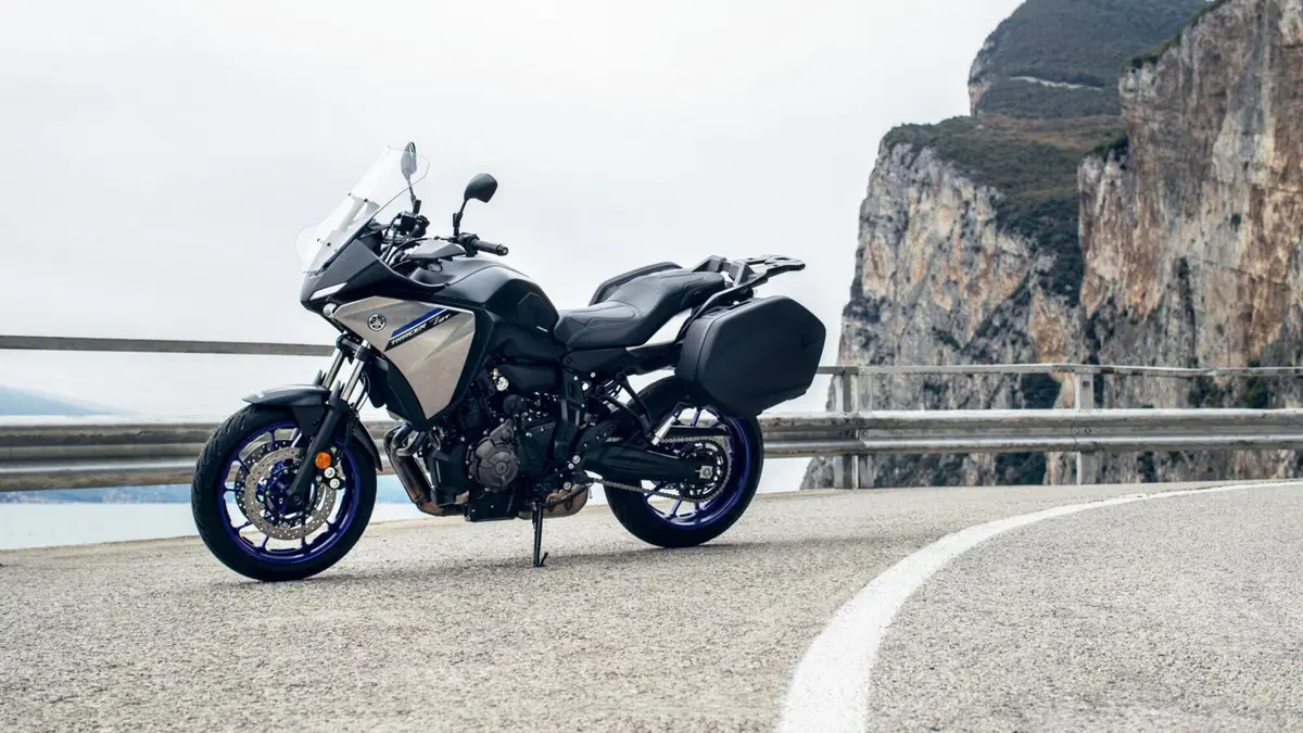 Ecco le nuove - ed evolute - Yamaha Tracer 7 e Tracer 7 GT 2023 (9)
