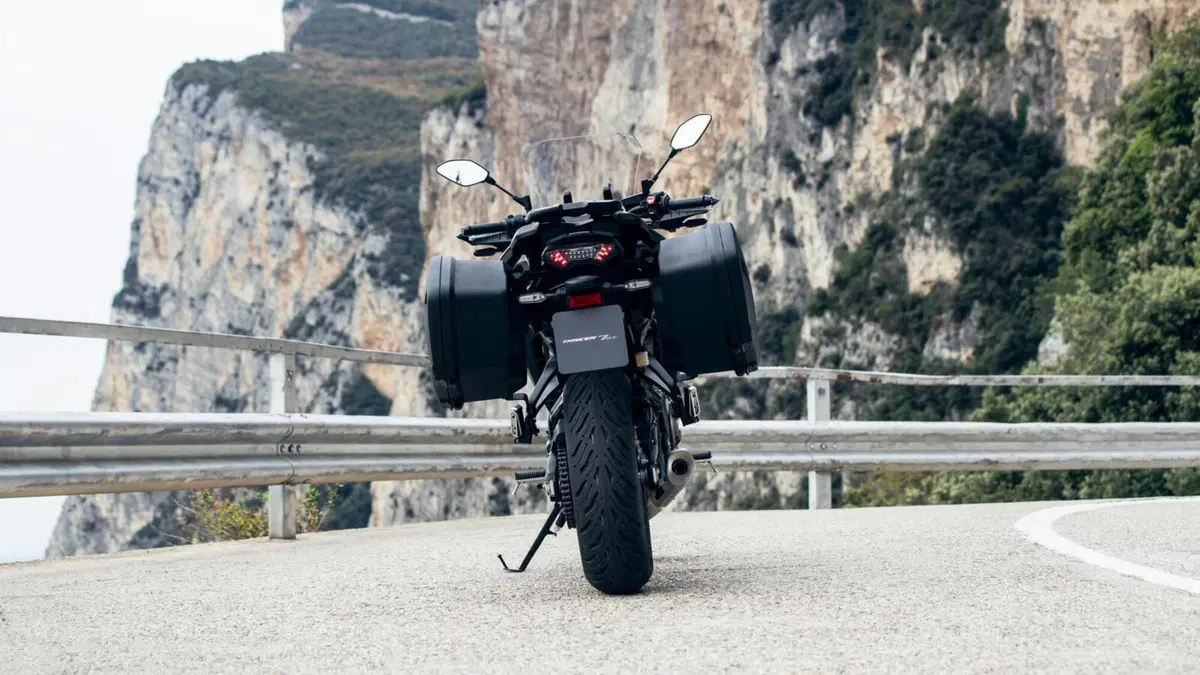 Ecco le nuove - ed evolute - Yamaha Tracer 7 e Tracer 7 GT 2023 (10)