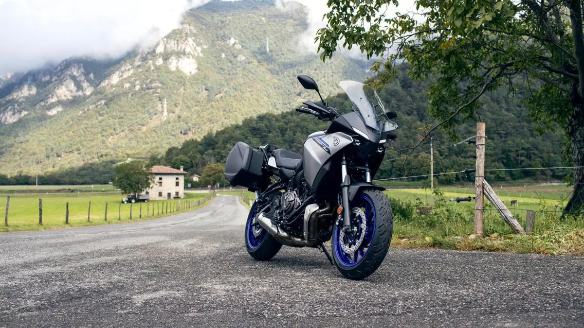 Ecco le nuove - ed evolute - Yamaha Tracer 7 e Tracer 7 GT 2023 (12)