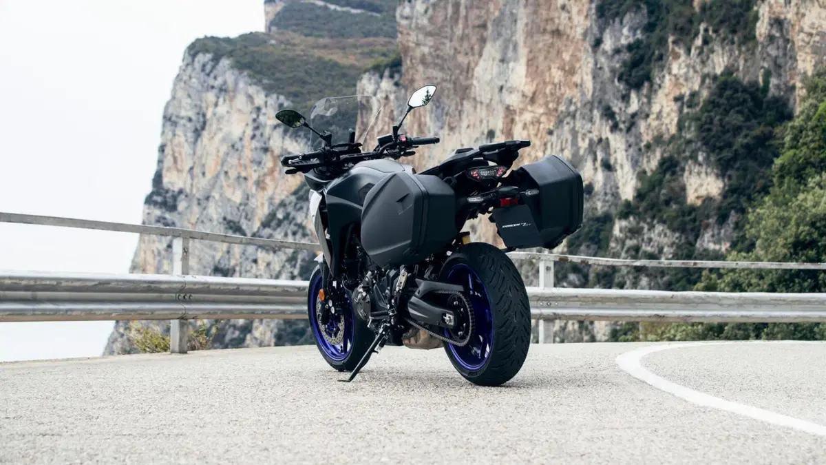 Ecco le nuove - ed evolute - Yamaha Tracer 7 e Tracer 7 GT 2023 (15)