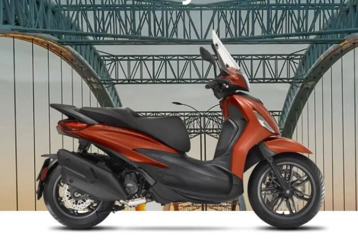 Piaggio Beverly 400 ABS-ASR (2021 - 24) (4)