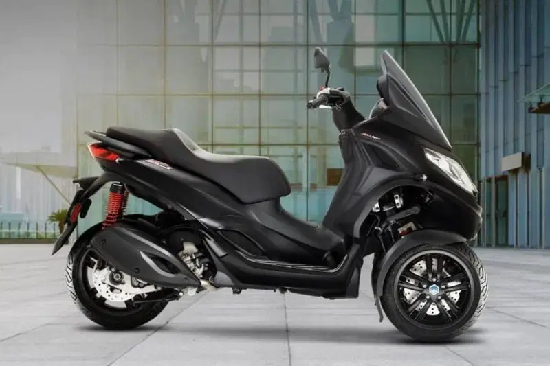 Piaggio MP3 300 ABS Hpe (2021 - 24) (4)